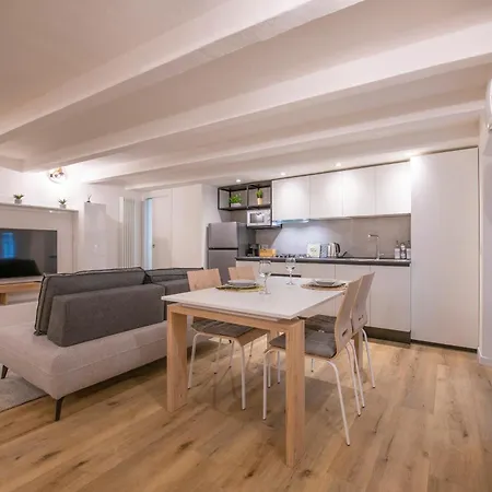 Διαμέρισμα Borsarihouse Wifi & Smarttv Βερόνα