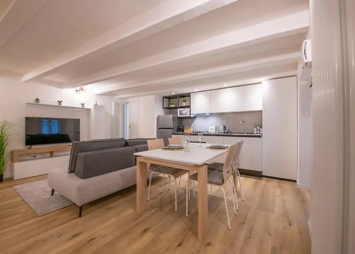 Appartamento Borsarihouse Wifi & Smarttv Verona